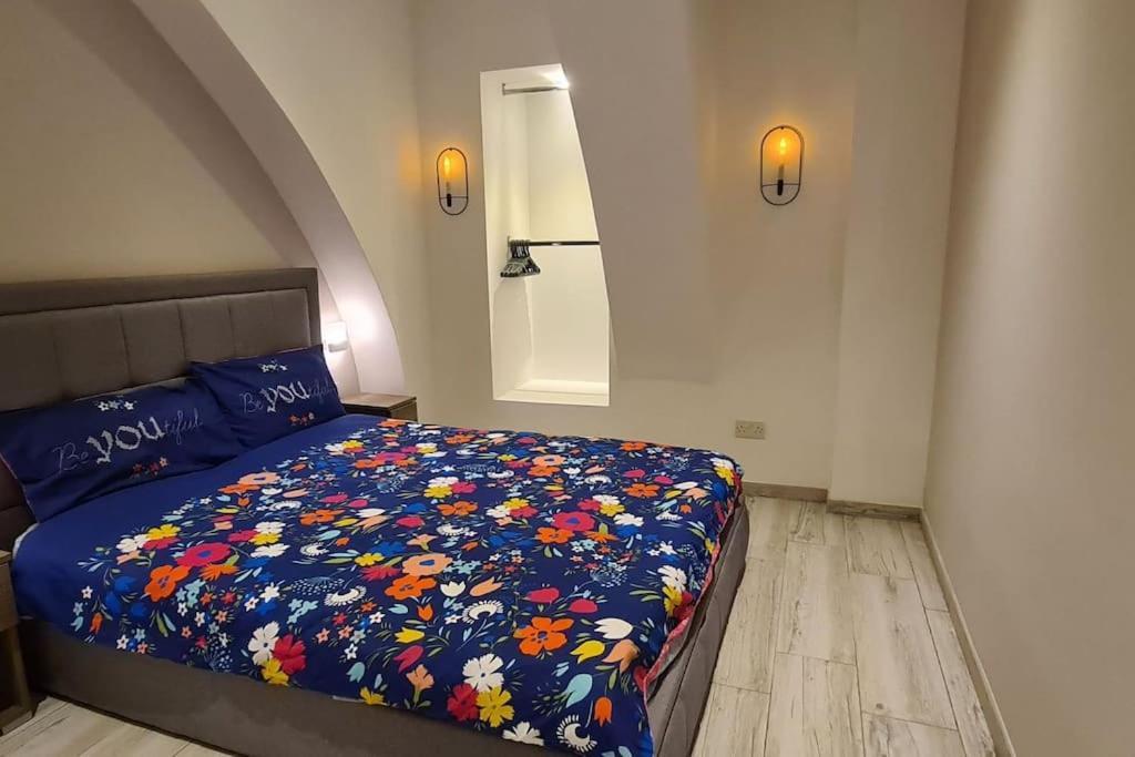 Highly Finished Studio Home In バレッタ エクステリア 写真