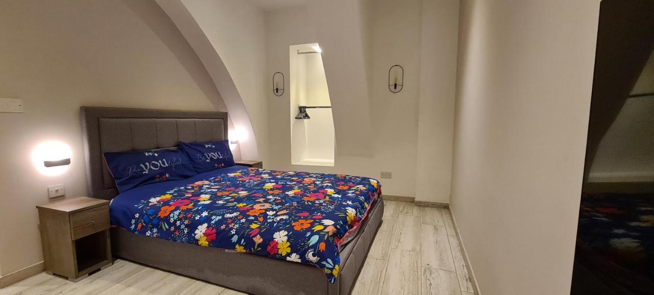 Highly Finished Studio Home In バレッタ エクステリア 写真