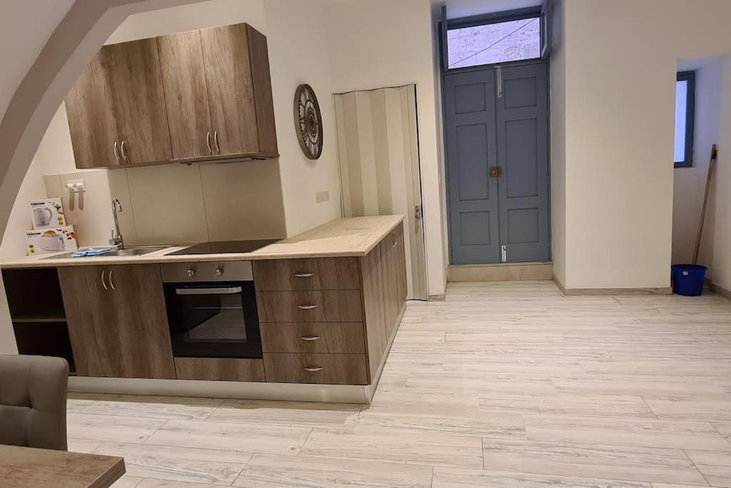 Highly Finished Studio Home In バレッタ エクステリア 写真