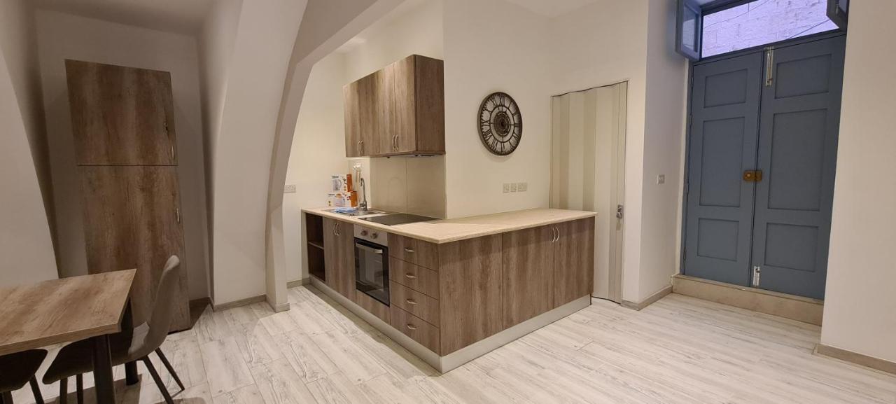 Highly Finished Studio Home In バレッタ エクステリア 写真