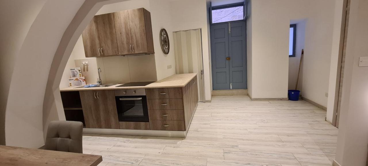 Highly Finished Studio Home In バレッタ エクステリア 写真